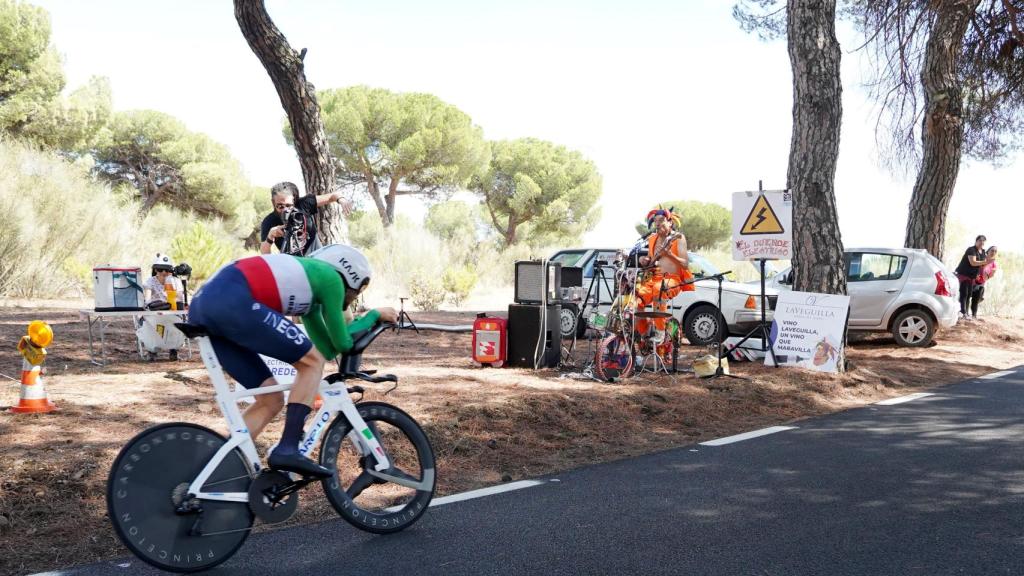 Filippo Ganna, ciclista italiano, ganador de la etapa