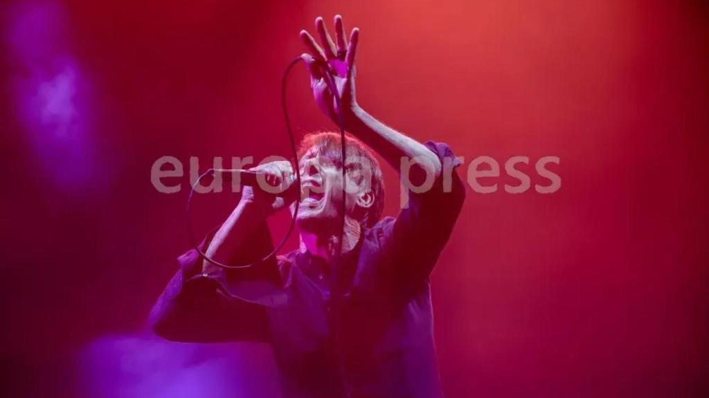 Brett Anderson, del grupo de música rock Suede, durante un concierto en el Festival de Tomavistas, en la Feria de Madrid, ela 20 de mayo de 2022.