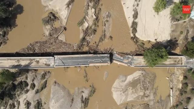 Uno de los puentes destrozados por la DANA en Aldea del Fresno.