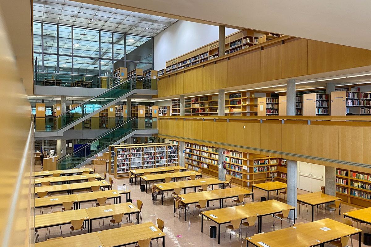 Biblioteca de la Facultad de Derecho de la UDC