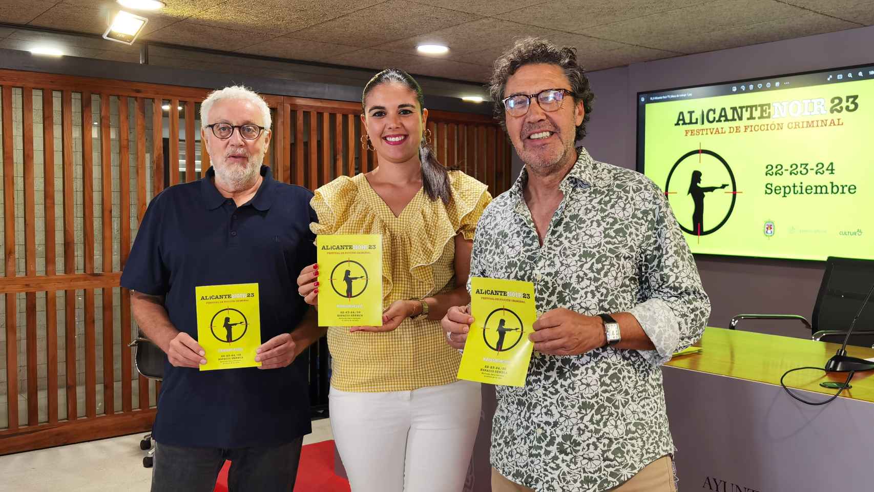 Michel Messina, Nayma Beldjilali y José Carlos Domínguez, en la presentación de Alicante Noir.
