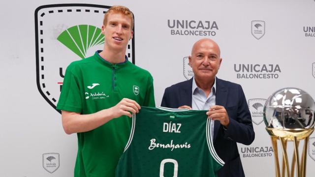 Alberto Díaz tras su renovación con el Unicaja de Málaga.