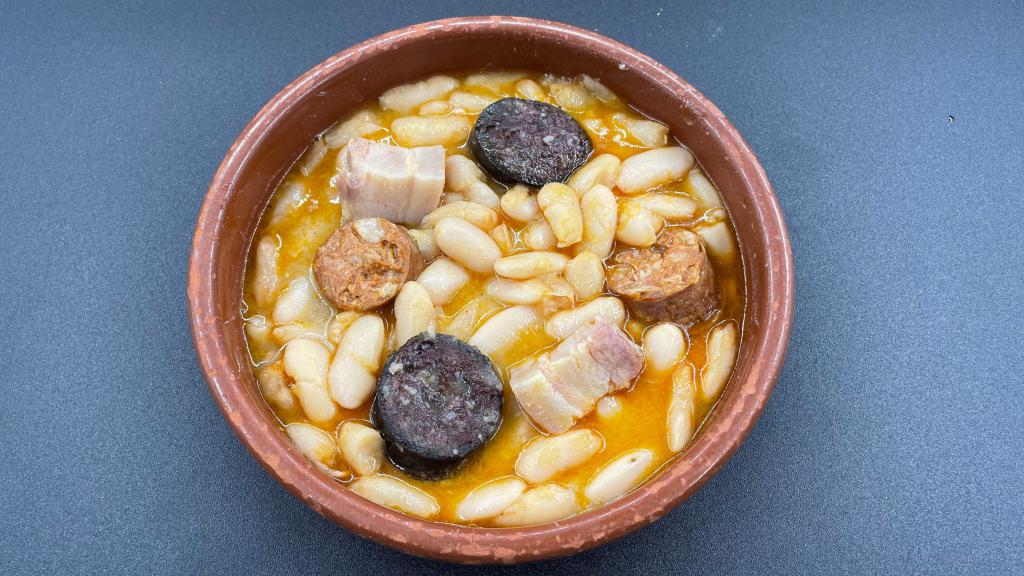 Fabada asturiana del chef Marcelino Álvarez.