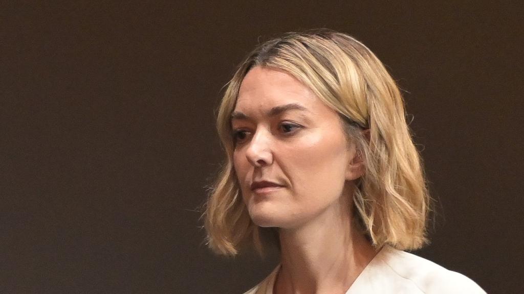 El consejero delegado de Inditex, Óscar García Maceiras, y la presidenta del grupo, Marta Ortega, en la Junta de Accionistas celebrada en julio de 2022, la primera de Marta Ortega como presidenta del líder mundial de la moda.