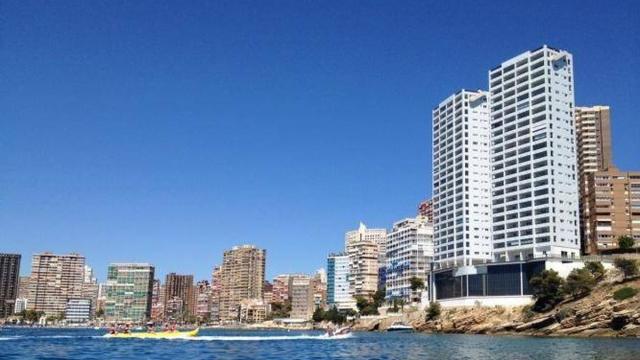 Las dos torres de lujo del Residencial Gemelos 28.