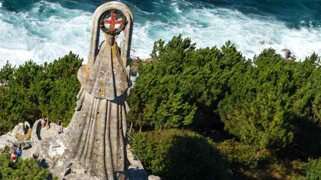 Mirador de la Virxe da Rocha, Baiona.