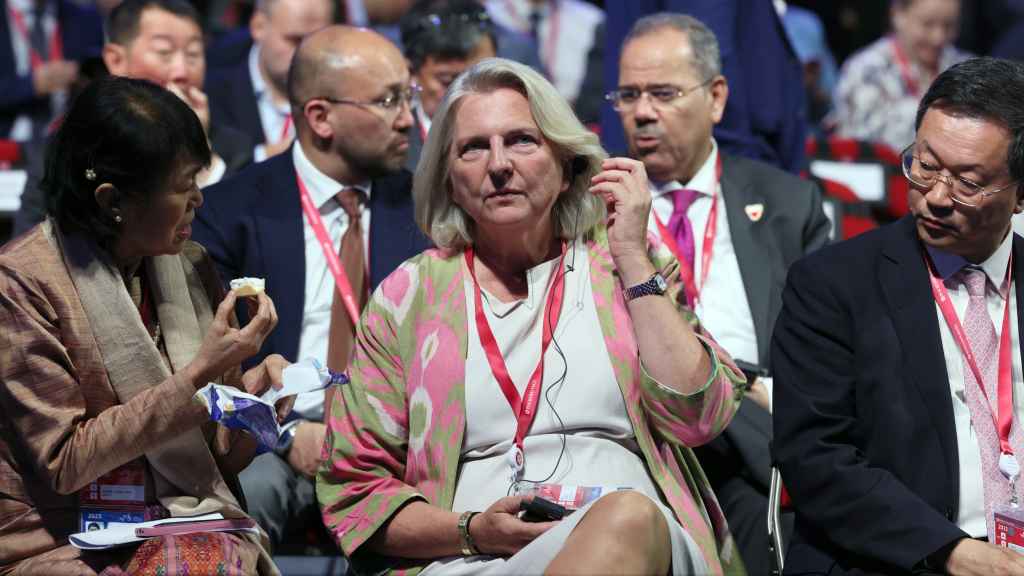 Karin Kneissl en una sesión plenaria del Foro Económico Oriental, este martes en Vladivostok (Rusia).