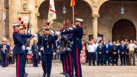 Pasacalles de la Sección de Movimientos Floreados y la Unidad de Música de la Guardia Real en Ciudad Rodrigo