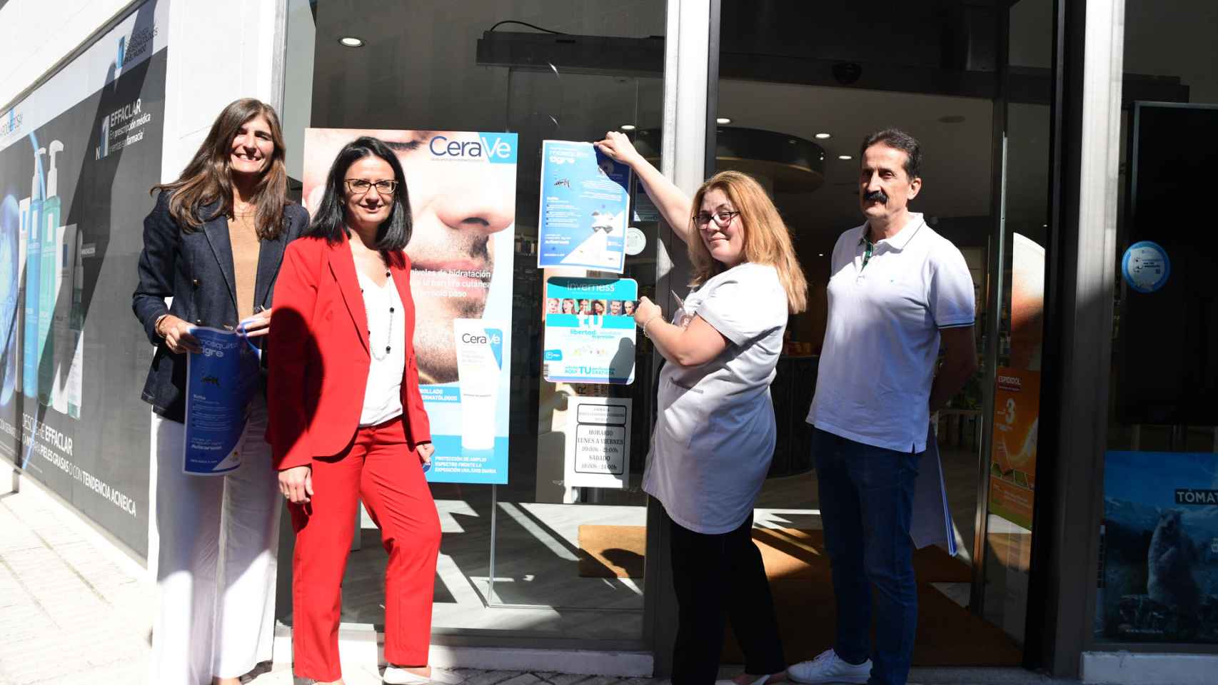 Campaña de prevención del mosquito tigre en las farmacias pontevedresas.