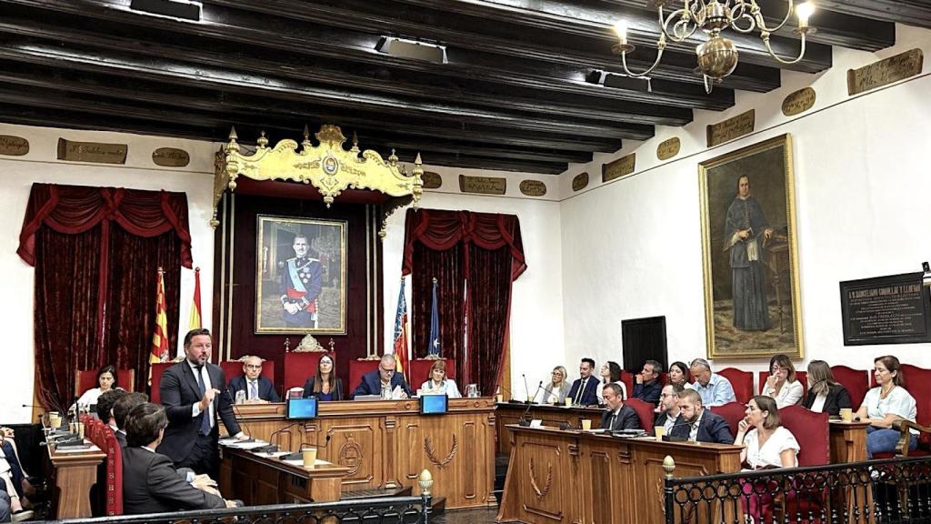 Pablo Ruz en una intervención durante un pleno del Ayuntamiento de Elche.