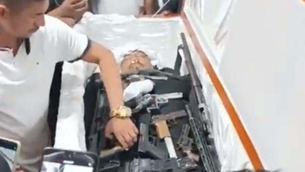 Fotograma del funeral en Ecuador a un hombre de 39 años.