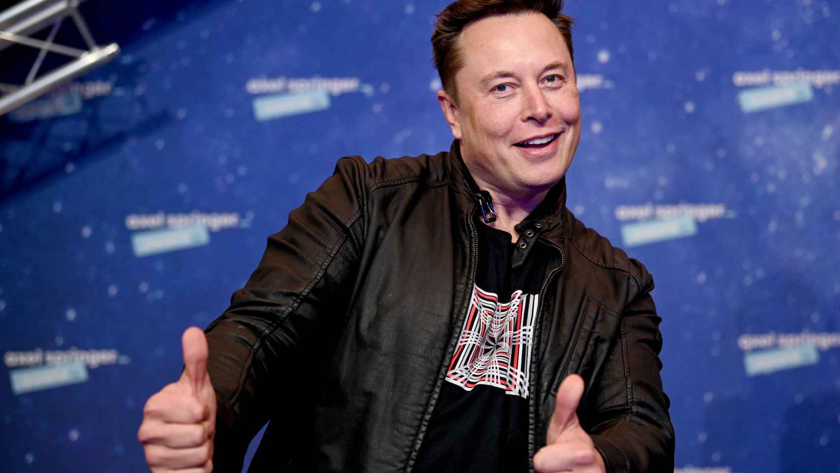 Elon Musk en una conferencia de SpaceX en 2020