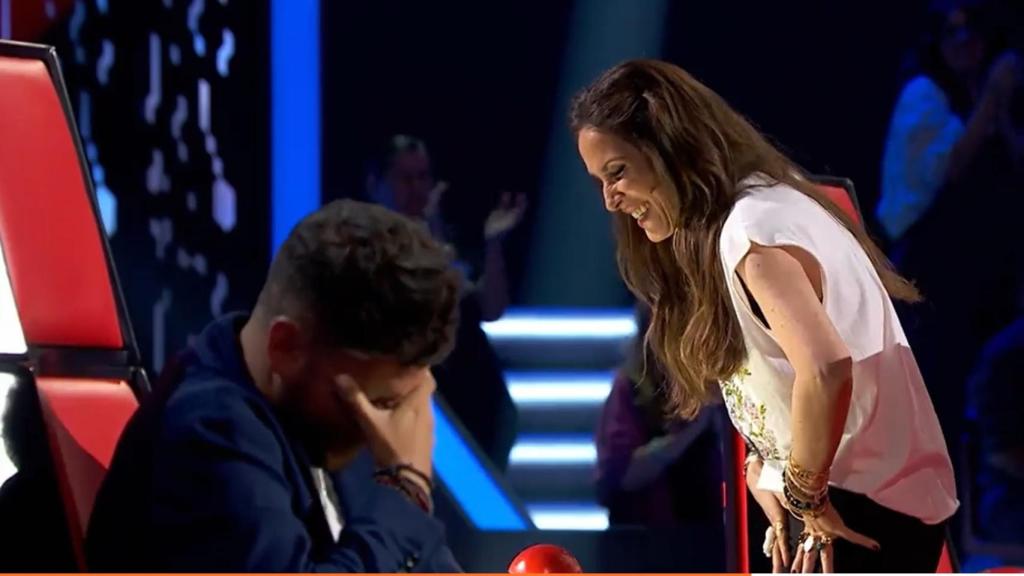 Pablo López y Malú en 'La Voz'.