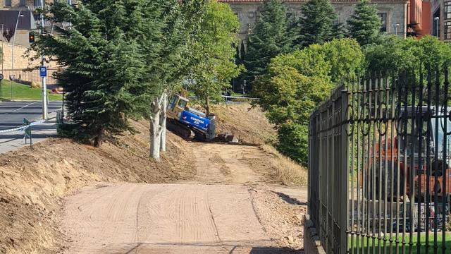 Obras del carril bici en el paseo del Tormes