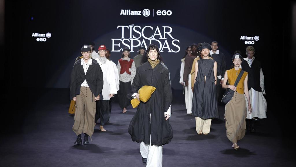 Desfile Tiscar Espadas