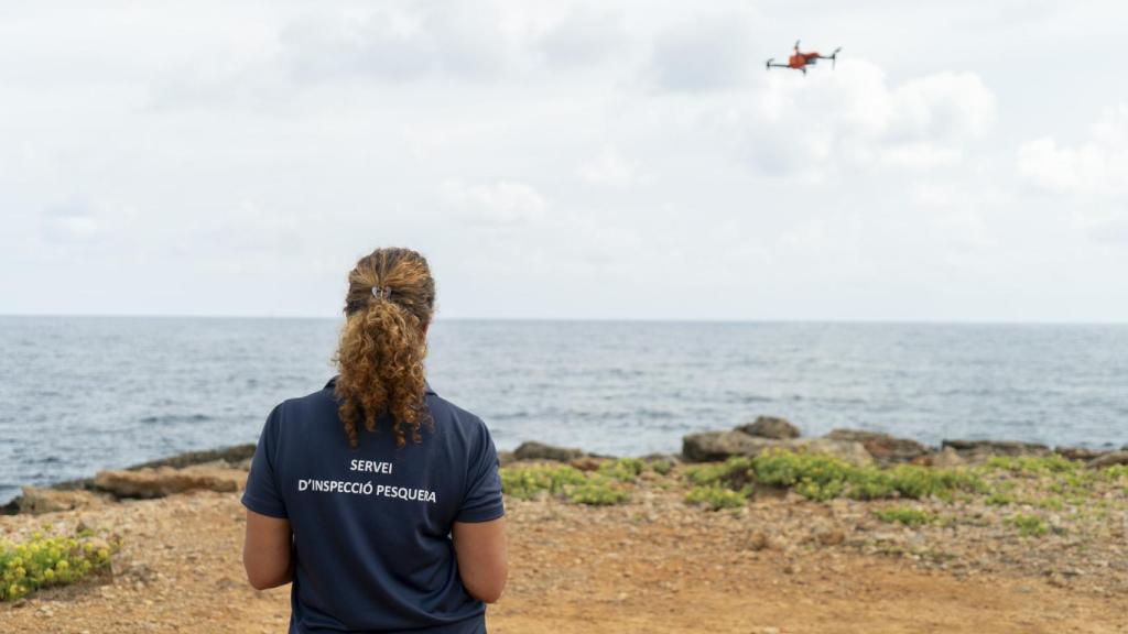 Manejo de uno de los drones del proyecto.