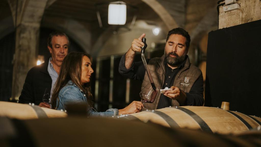 Los fundadores de Residence Wines junto a Pepe Hidalgo, Director de Enología