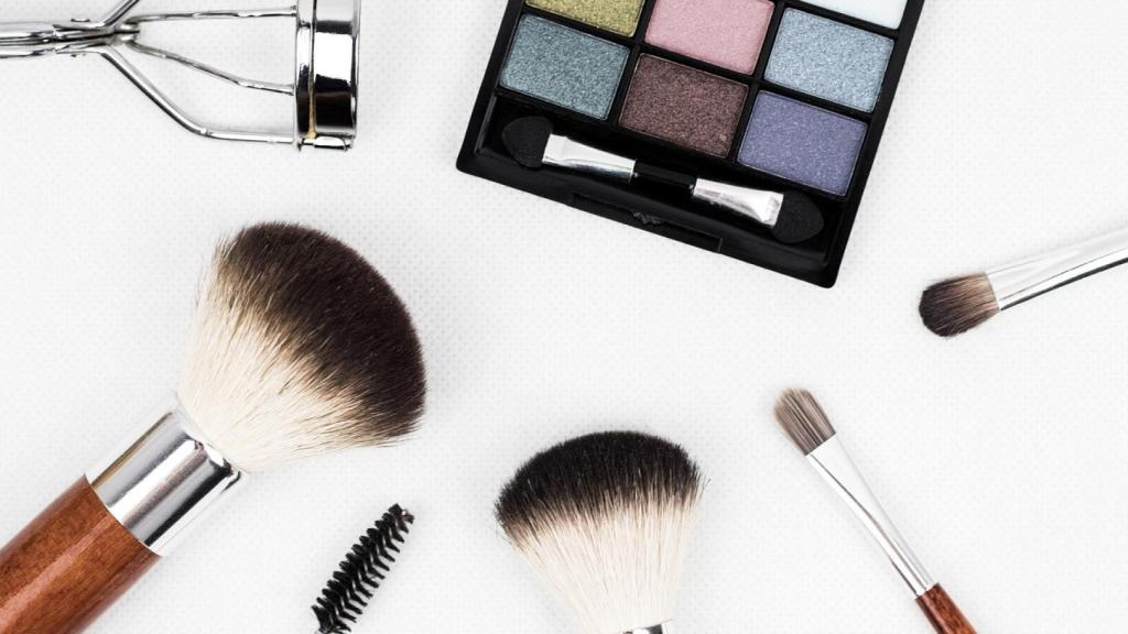 Sanidad ordena la retirada inmediata de este popular maquillaje y pide no usarlo