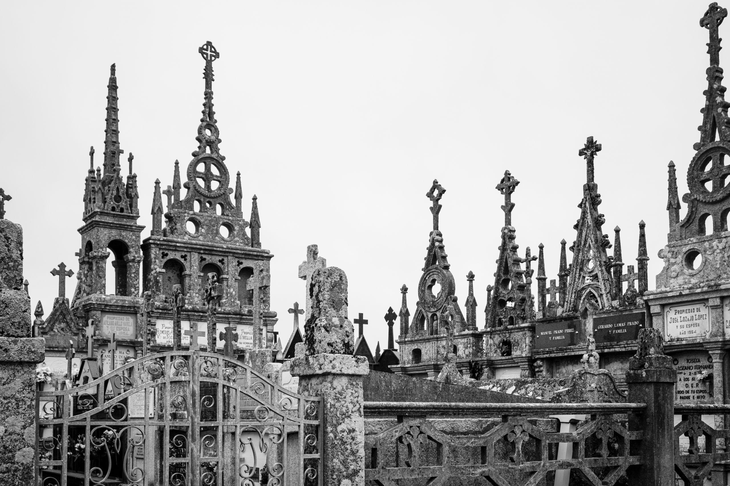 Cementerio gótico de Cospeito, Lugo. Foto: Shutterstock