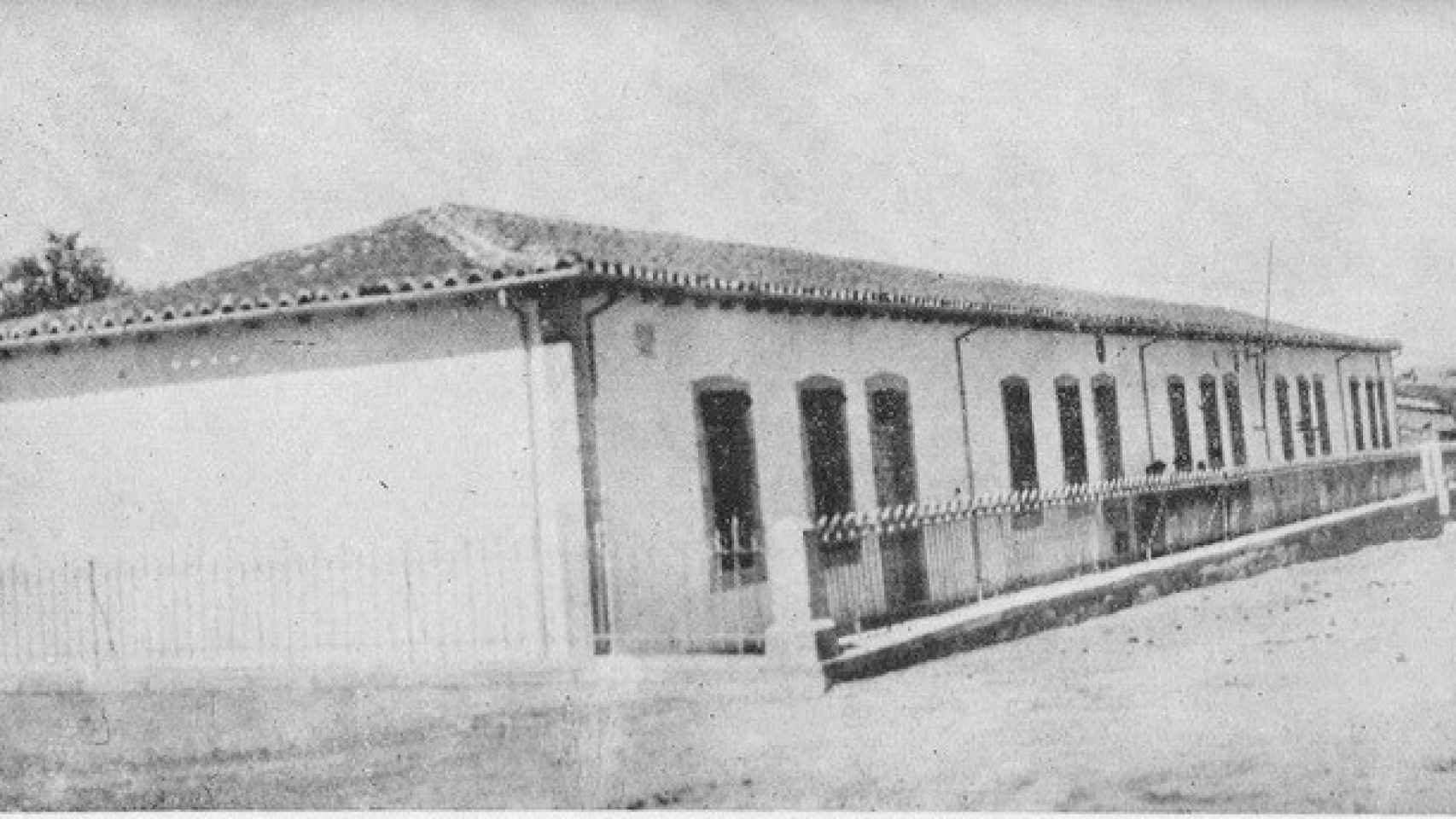Antiguas escuelas de Villarino, construidas con el gran apoyo de los cubanos