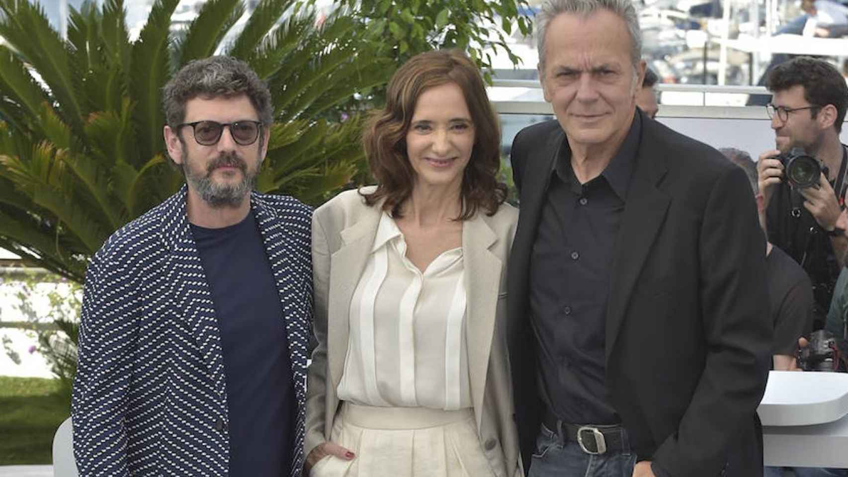 Coronado con Solo y Ana Torrent en Cannes. EFE.