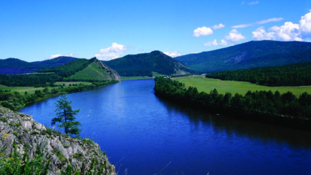 Vista de la estepa forestal cerca del lago Baikal en la actualidad.