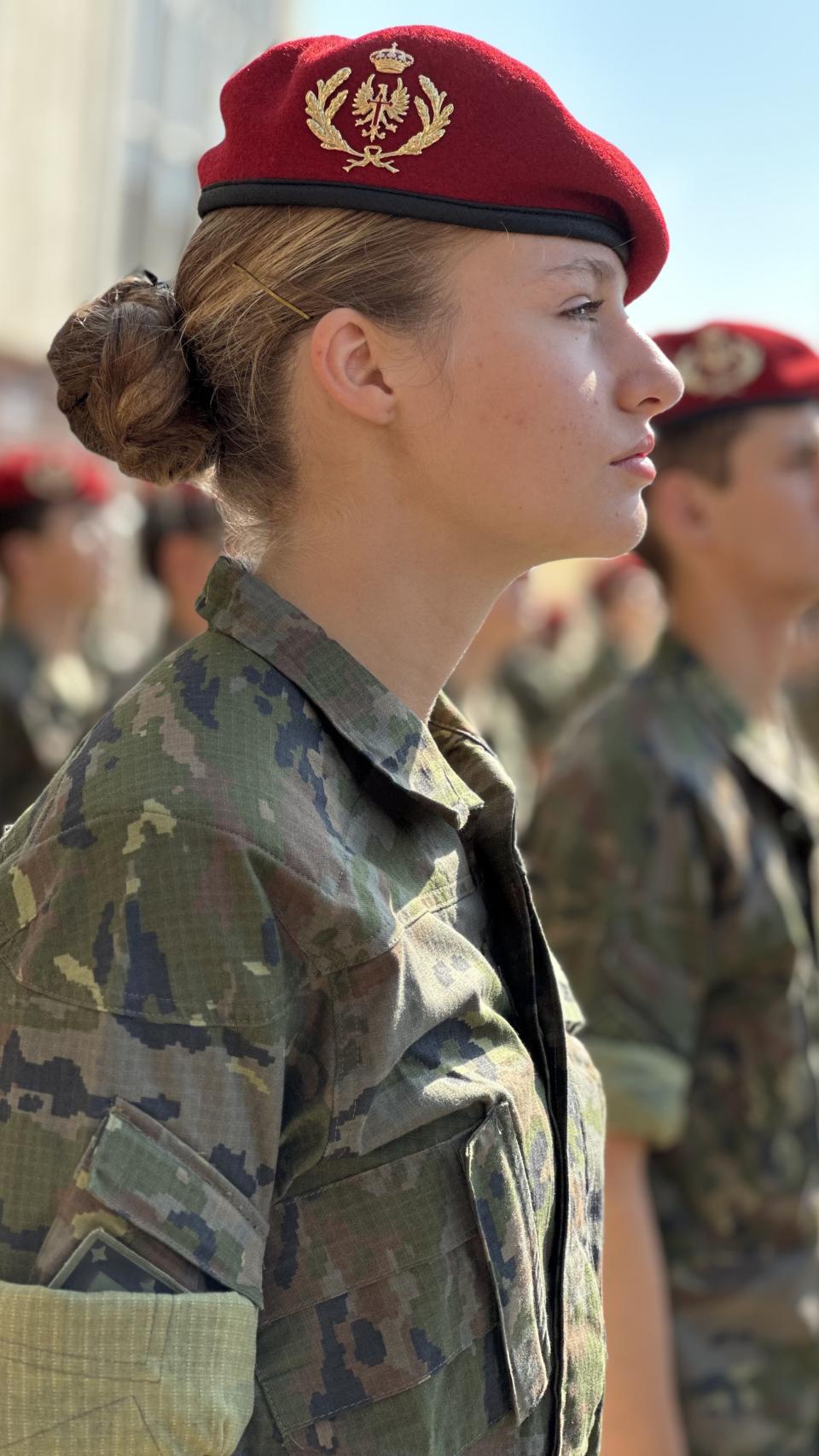 Leonor durante las maniobras militares en Zaragoza.