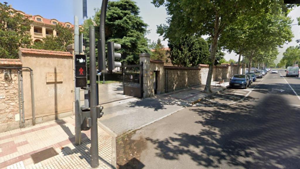 La Avenida de San Agustín y un centro escolar en Salamanca