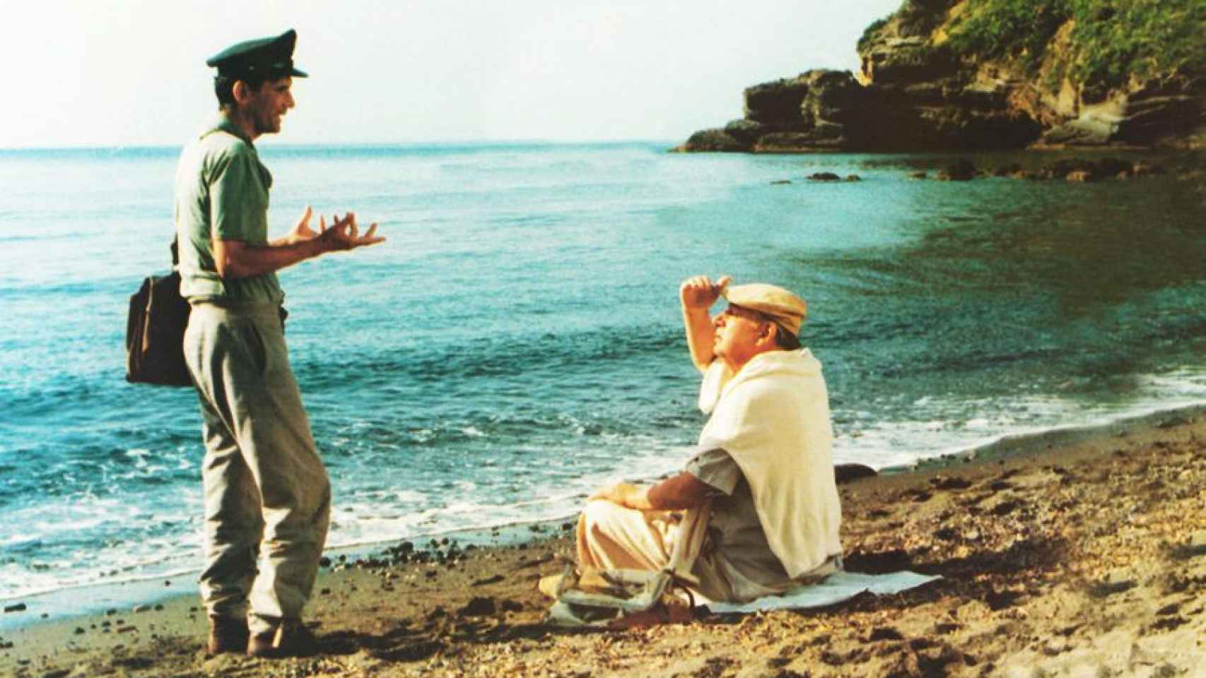 Fotograma de 'El cartero (y Pablo Neruda)', dirigida en 1994 por Michael Radford