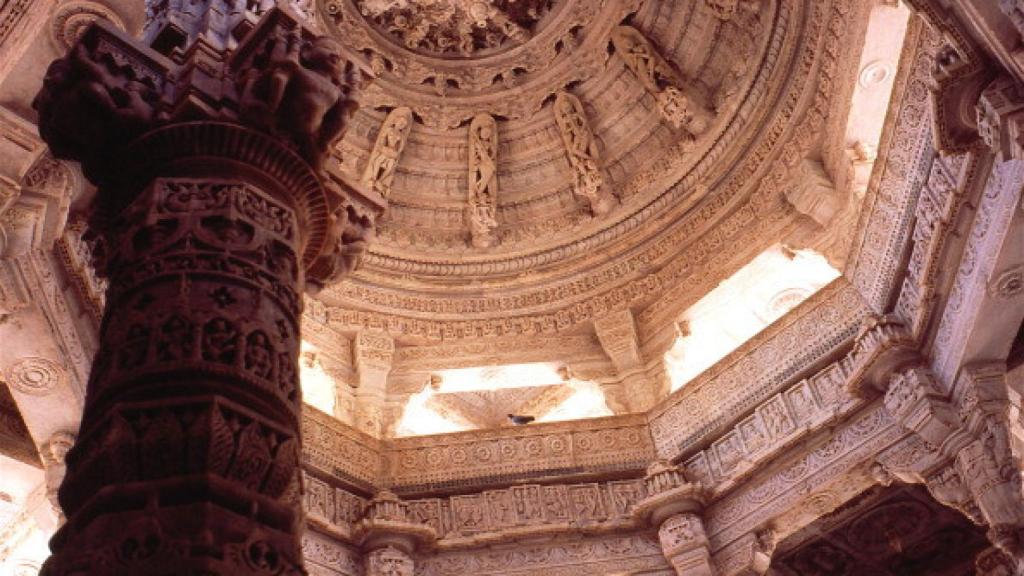 Detalle de un techo del templo.