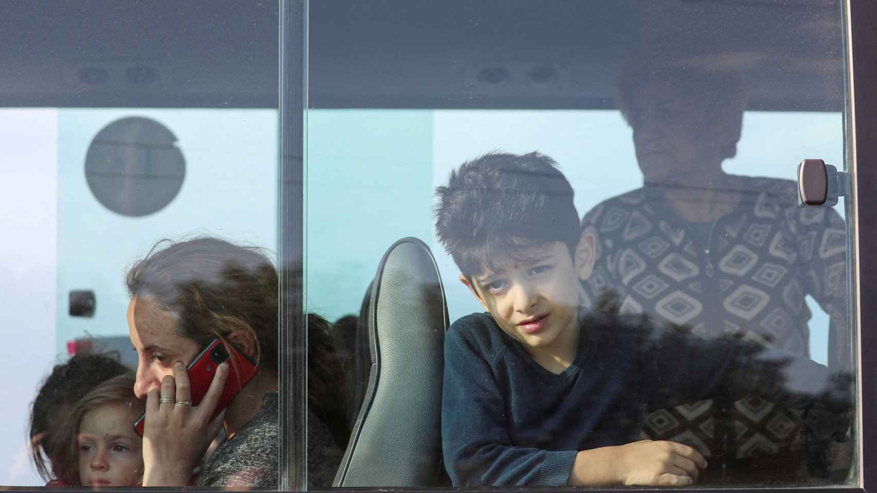 Niños refugiados de Nagorno Karabaj