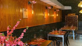 Interior del restaurante Takumi, en Monte Alto.
