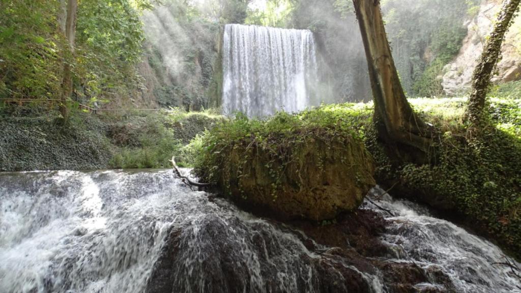 La espectacular ruta llena de cascadas que enamora a todos: está a 1 hora y media de Zaragoza