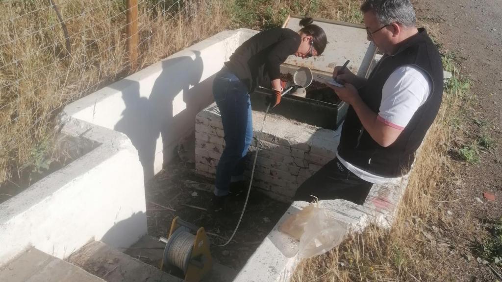 El profesor Iñaki Vadillo y la investigadora Marta Llamas.