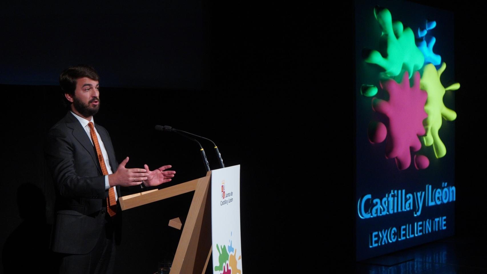 Juan García-Gallardo presentando la nueva marca turística de Castilla y León