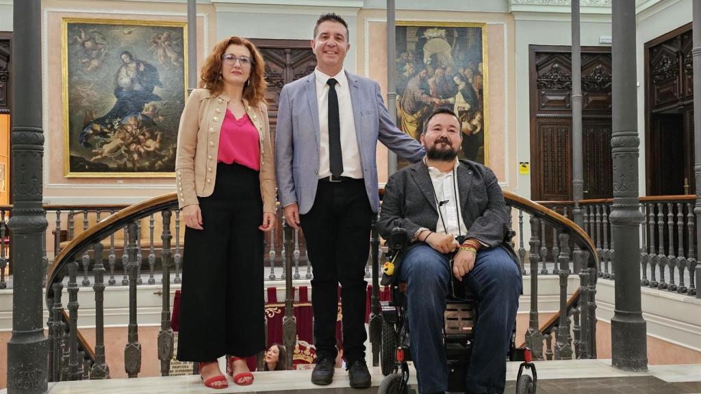 Juani García, Santiago Cabañero y Juan Ramón Amores. Foto: Diputación de Albacete.