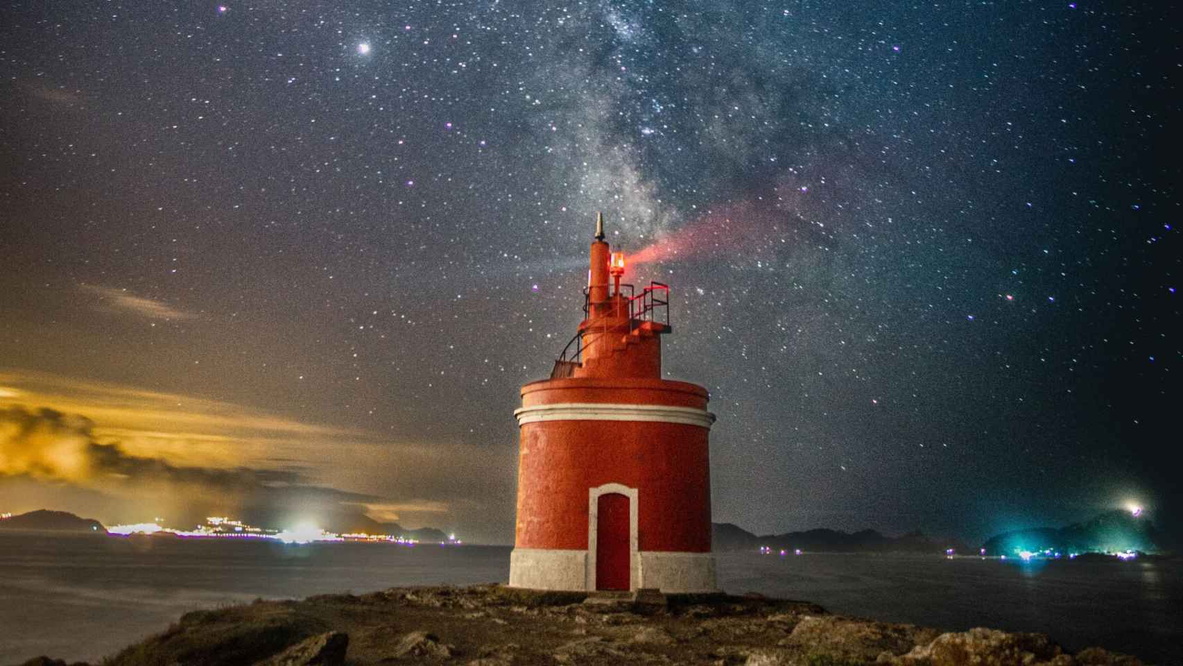 El cielo estrellado sobre Cabo Home, en Cangas do Morrazo.