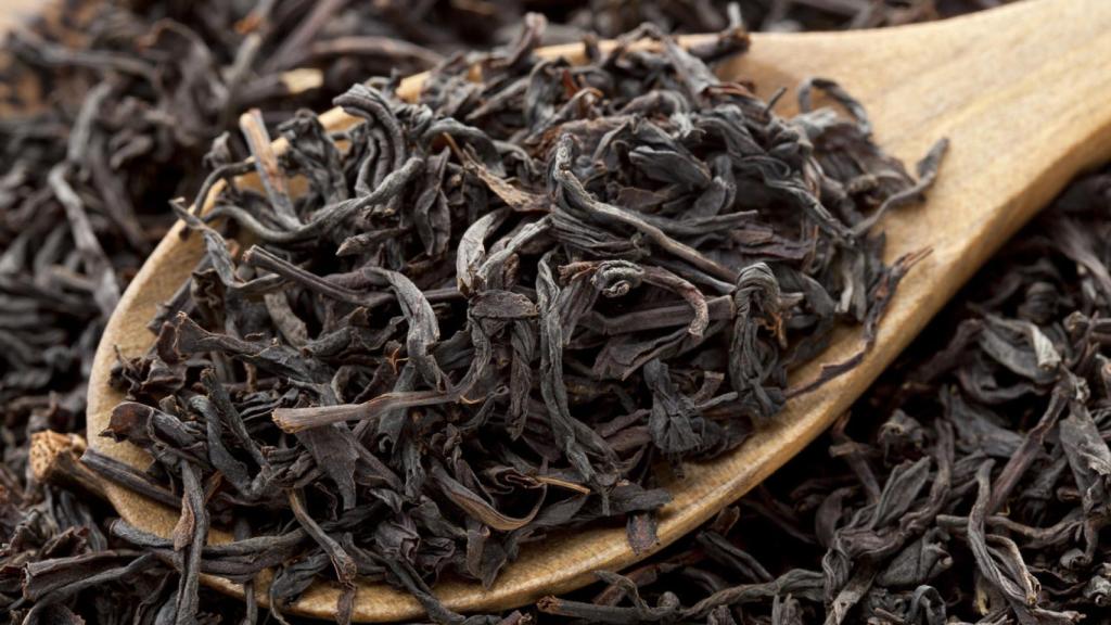 Hojas de té negro