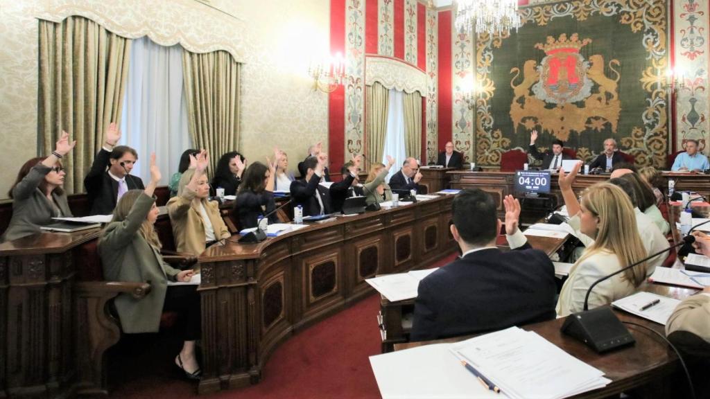 El pleno en el ayuntamiento de alicante.