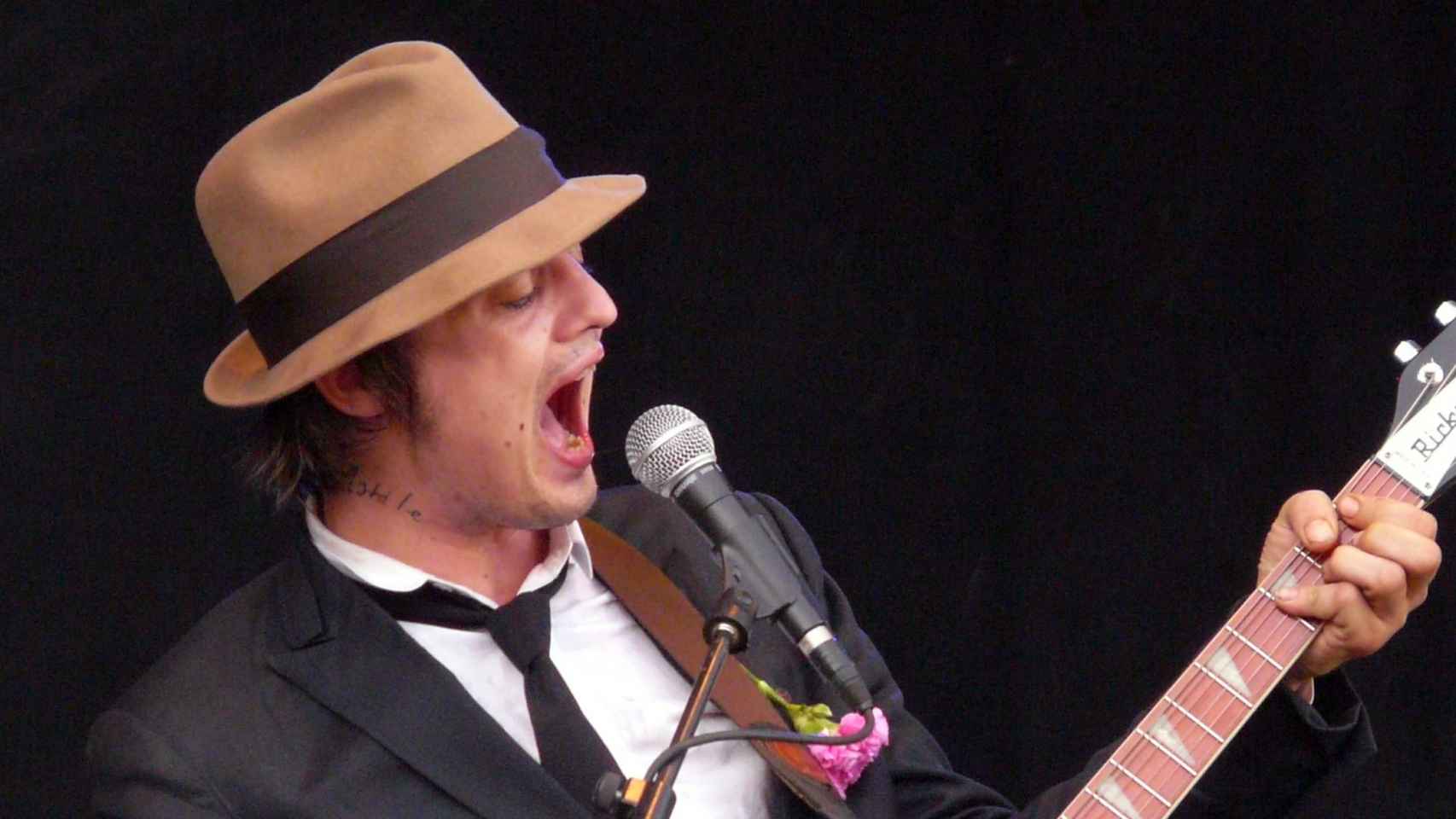 Peter Doherty durante un concierto en 2007. Foto: Brocco Lee (CC BY-SA 2.0)