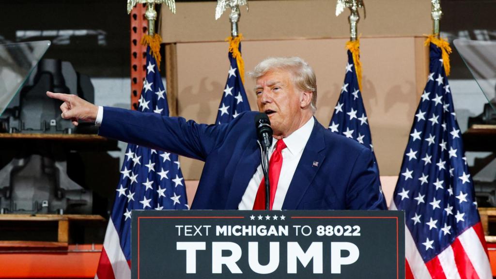 Donald Trump durante su acto en Michigan.