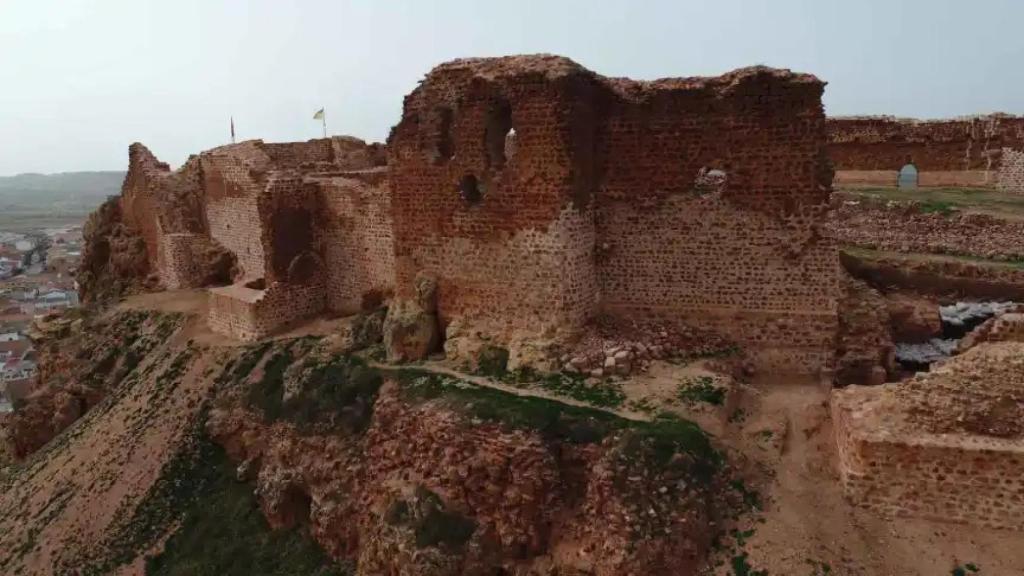 Estado actual de las murallas de la Estrella de Montiel