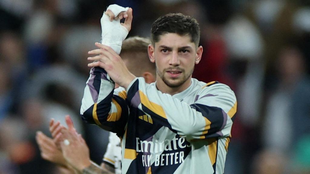 Fede Valverde, durante el calentamiento de un partido con el Real Madrid