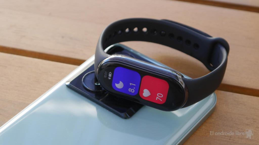 Xiaomi Smart Band 8 y Xiaomi 13T Pro