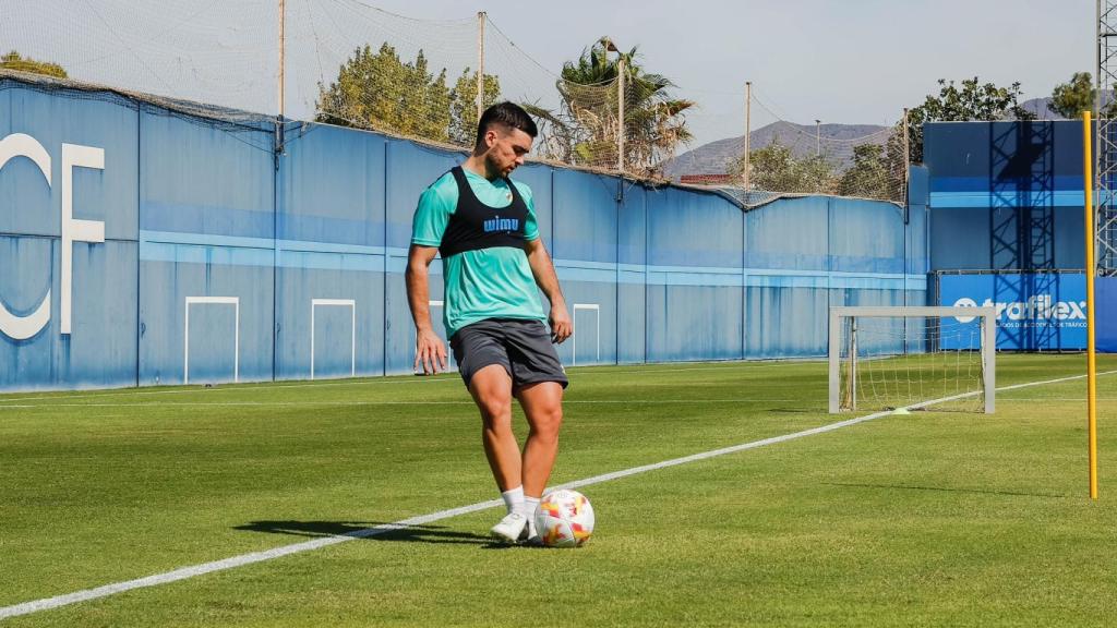 Ramón durante un entrenamiento con el Málaga CF