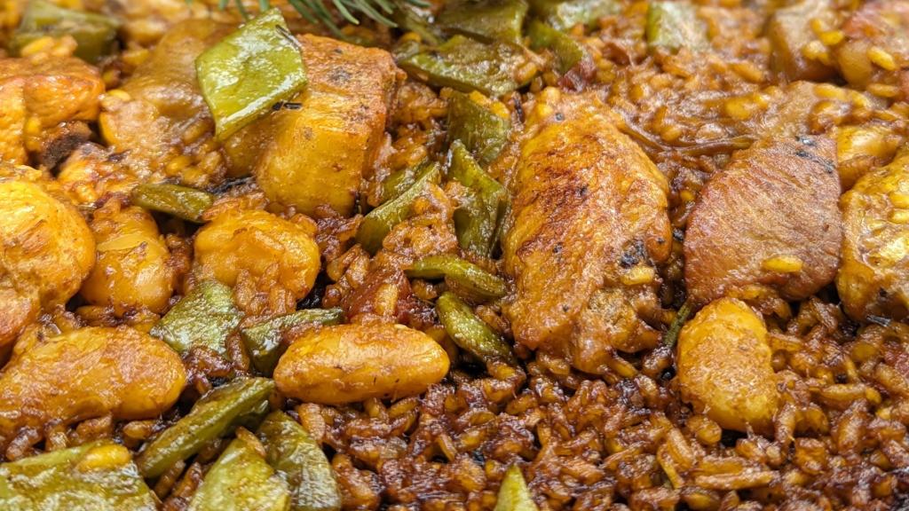 ¿Paella o arroz con cosas?