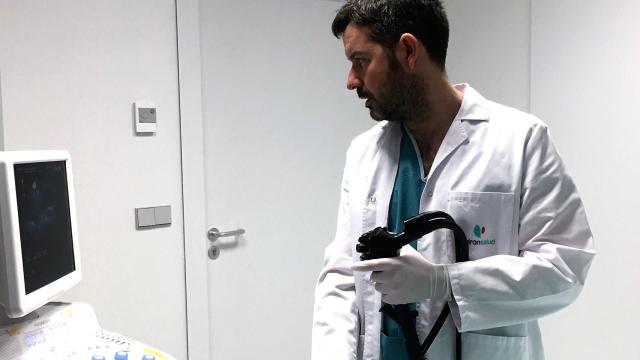 Una ecoendoscopia en el Hospital Quirónsalud en Málaga.