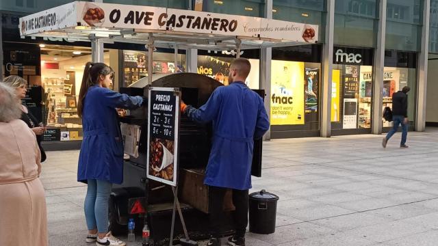 Puesto de castañas de la Plaza de Lugo.