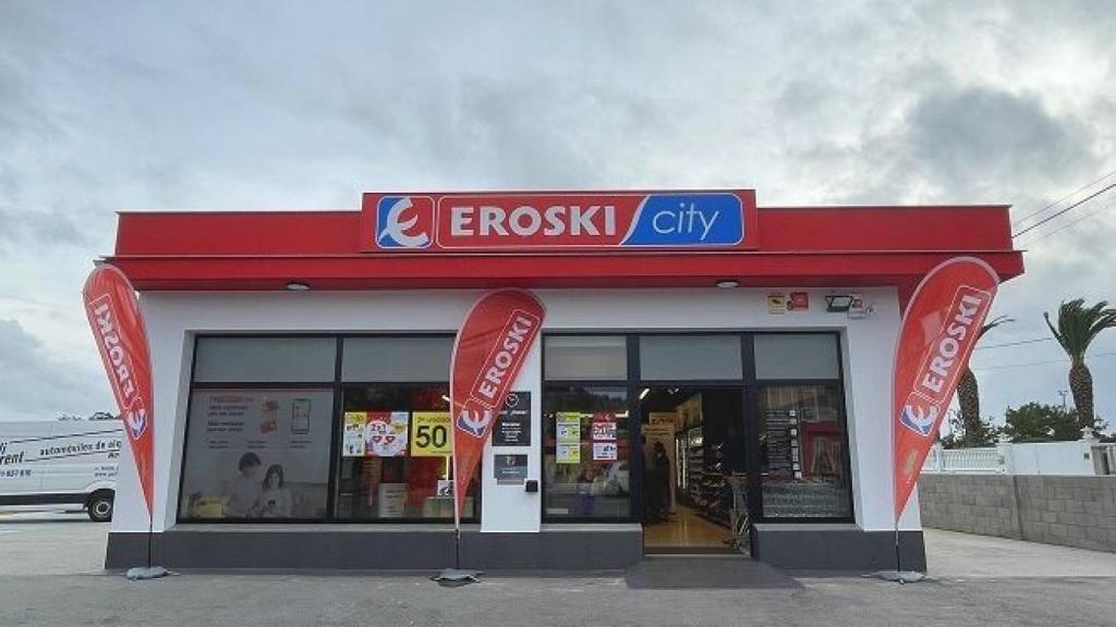Fachada Eroski.