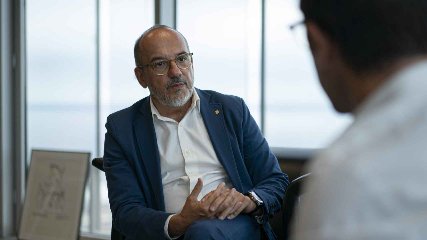 El 'conseller' Carles Campuzano, entrevistado por EL ESPAÑOL en su despacho de Barcelona.